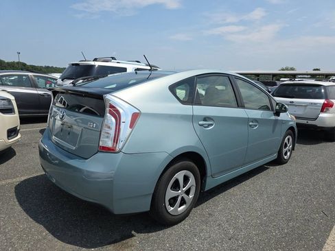 Used 2012 Toyota Prius Four FWD image 3