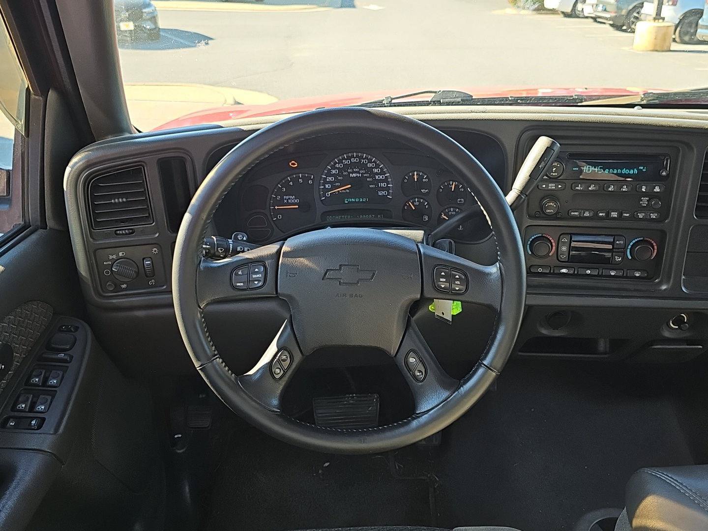 Used 2004 Chevrolet Avalanche Z66 w/ Preferred Equipment Group RWD image 10