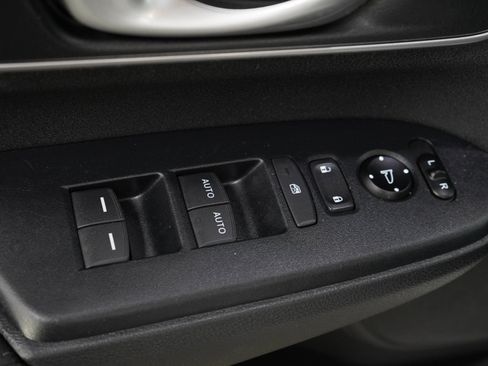 Used 2019 Honda CR-V EX image 19