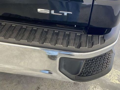 Used 2025 GMC Sierra 1500 SLT image 12