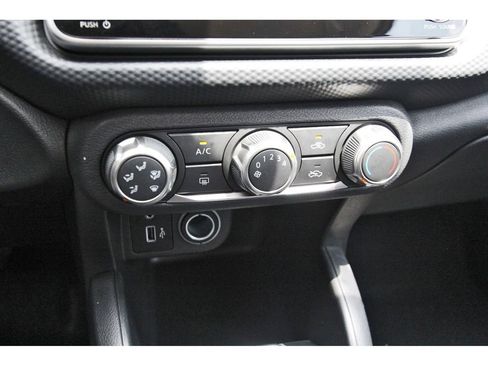 Used 2025 Nissan Kicks Play S FWD image 20