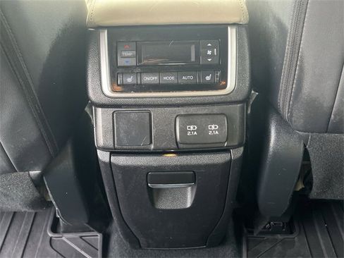 Used 2019 Subaru Ascent Limited image 20