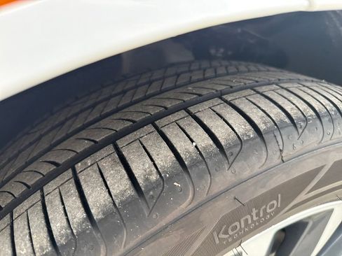 Used 2024 Hyundai Palisade Calligraphy image 12