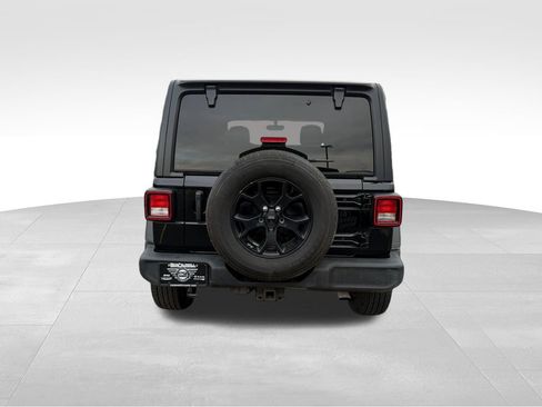 Used 2023 Jeep Wrangler Willys image 6