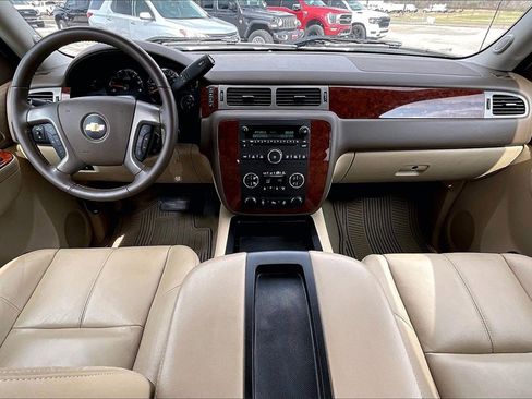 Used 2013 Chevrolet Silverado 1500 LTZ w/ LTZ White Diamond Edition image 7