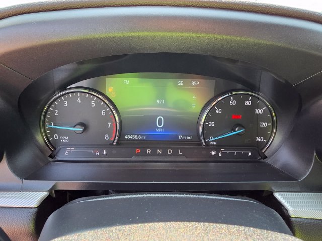 Used 2022 Ford Explorer XLT w/ Equipment Group 202A AWD/4WD image 31