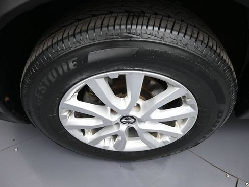 Used 2020 Nissan Rogue S w/ Special Edition Package AWD/4WD image 14