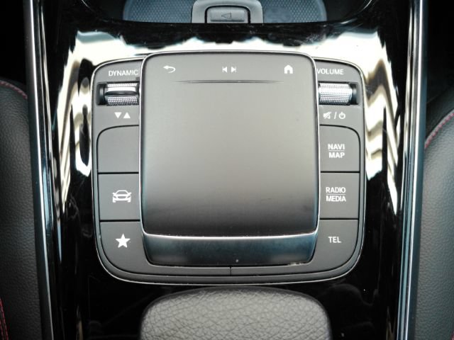 Used 2022 Mercedes-Benz GLB 250 image 46