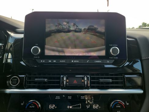 Used 2024 Nissan Pathfinder SV w/ Lighting Package (N92) FWD image 26