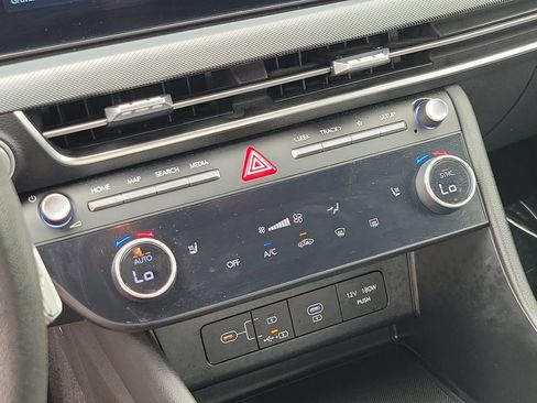 Used 2025 Hyundai Sonata SEL FWD image 25