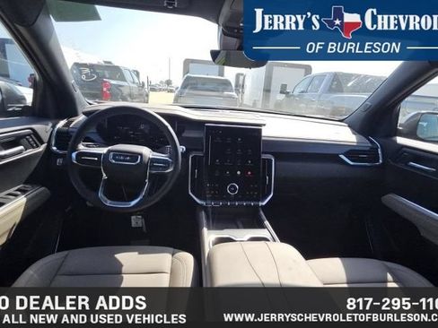 Used 2026 GMC Acadia Elevation w/ Elevation Premium Package FWD image 6