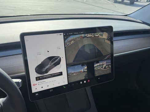 Used 2023 Tesla Model 3 Standard Range image 30