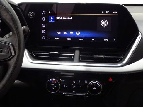 Used 2024 Chevrolet Trax LT image 29