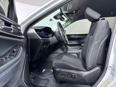 Used 2021 Jeep Grand Cherokee L Laredo w/ Luxury Tech Group I AWD/4WD image 7