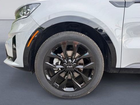 Used 2023 Kia Sorento SX AWD/4WD image 9