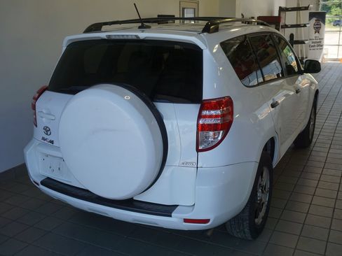 Used 2011 Toyota RAV4 4WD w/ Base L4 Extra Value Pkg image 9