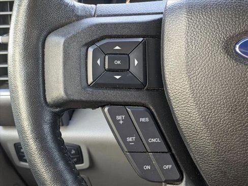 Used 2018 Ford F150 XLT w/ Equipment Group 302A Luxury RWD image 4