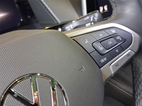 New 2026 Volkswagen Atlas Cross Sport SEL Premium R-Line image 22