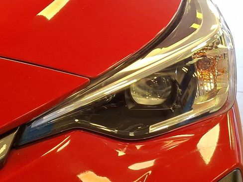 Certified 2024 Subaru Crosstrek 2.0i Premium image 12