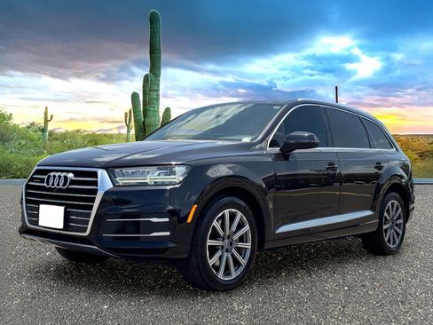 Used 2018 Audi Q7 3.0T Premium Plus w/ Premium Plus Package AWD/4WD image 2