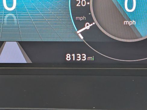 Used 2024 Volkswagen Atlas SE image 28