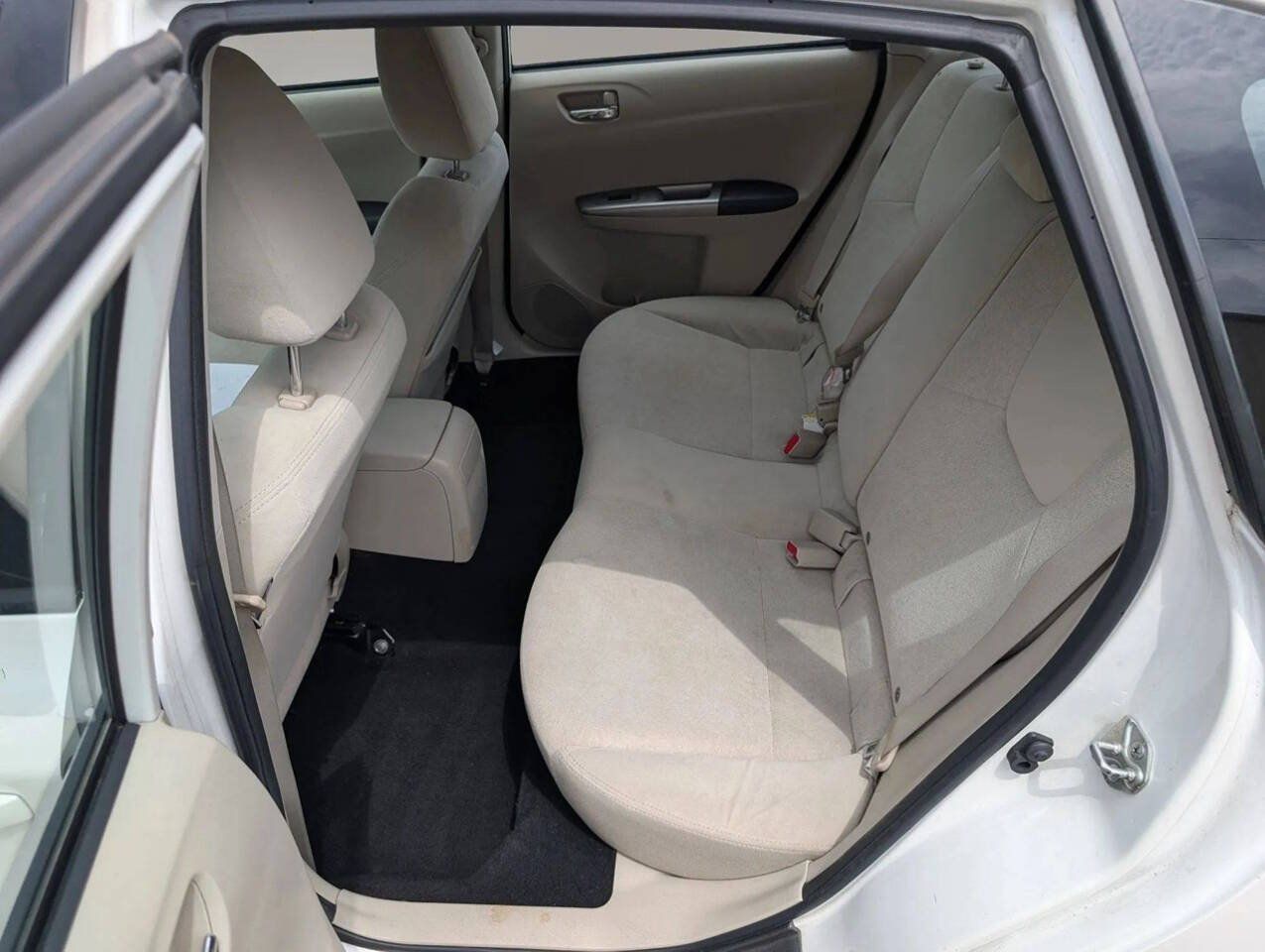 Used 2010 Subaru Impreza 2.5i AWD/4WD image 40