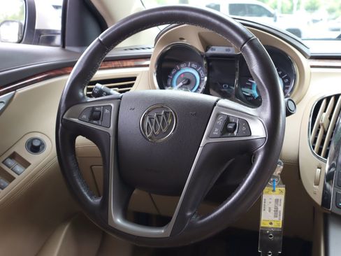 Used 2013 Buick LaCrosse Leather FWD image 17