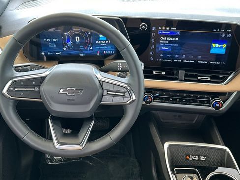 New 2026 Chevrolet Equinox ACTIV w/ Convenience Package III image 16