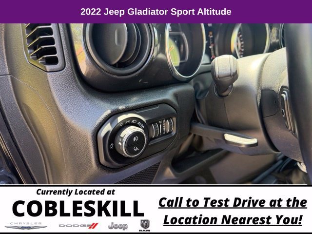 Used 2022 Jeep Gladiator Sport AWD/4WD image 14