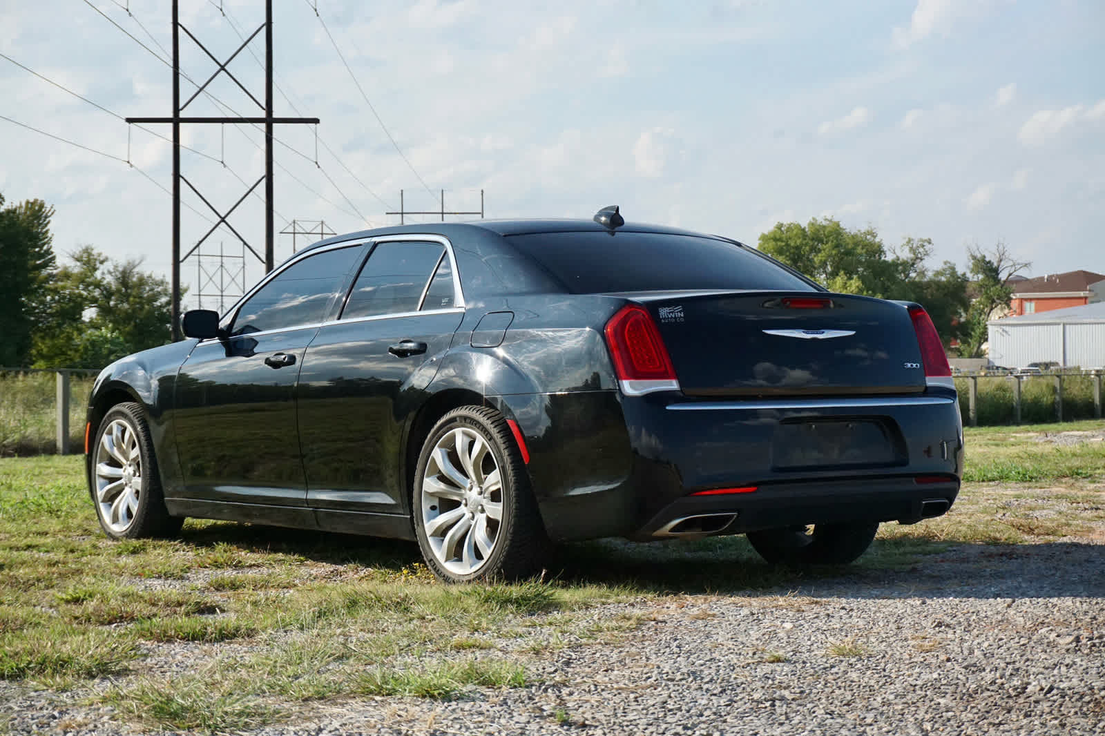 Used 2019 Chrysler 300 Touring w/ Chrome Appearance Package RWD image 5
