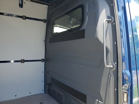 Used 2026 Mercedes-Benz Sprinter 2500 image 14