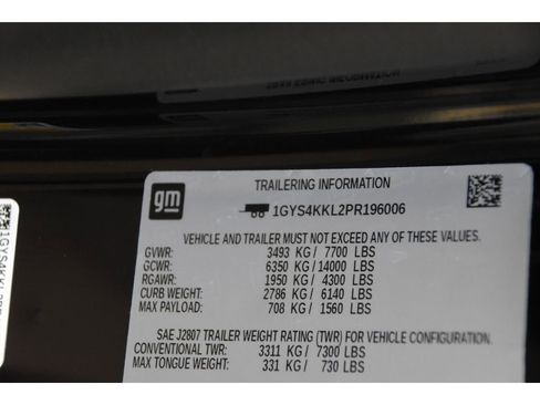 Used 2023 Cadillac Escalade ESV Premium Luxury image 26