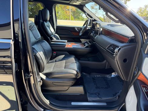 Used 2019 Lincoln Navigator L Reserve image 60