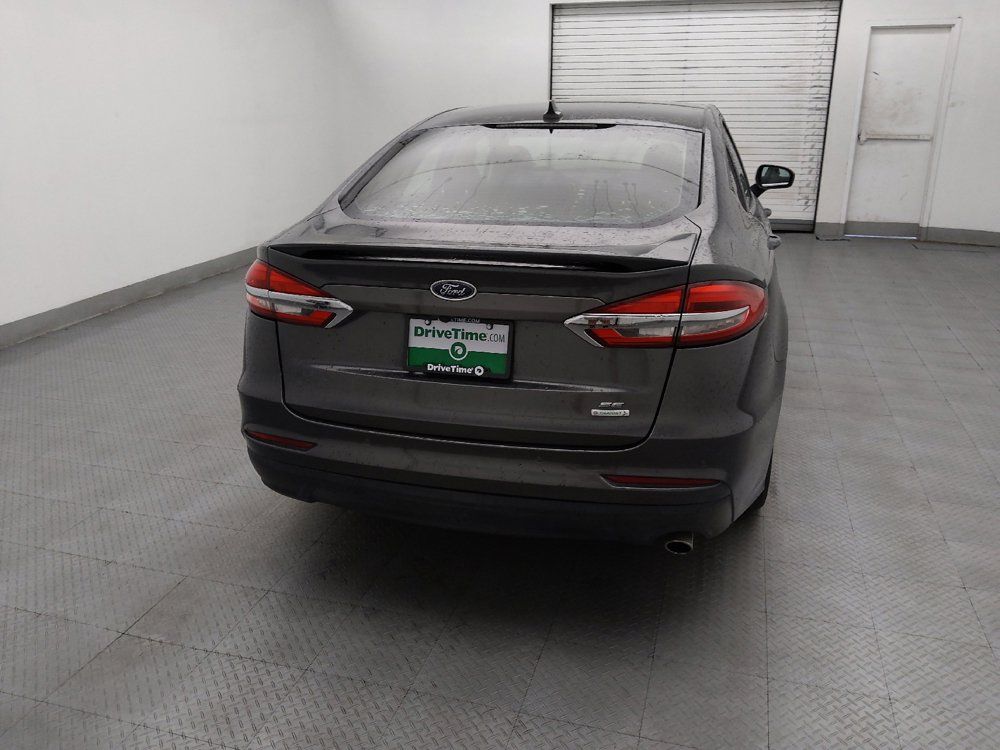 Used 2020 Ford Fusion SE w/ Equipment Group 151A FWD image 7