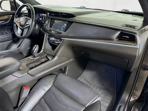 Used 2019 Cadillac XT5 Platinum AWD/4WD image 29