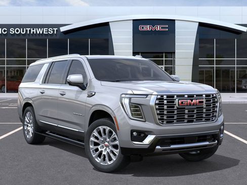 New 2026 GMC Yukon XL Denali w/ Sun & Power Step Package image 31