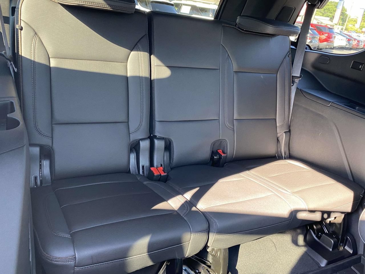Used 2024 Chevrolet Tahoe High Country w/ Premium Package AWD/4WD image 17