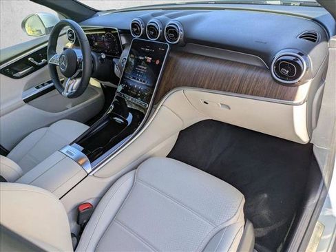 Certified 2026 Mercedes-Benz GLC 300 image 21