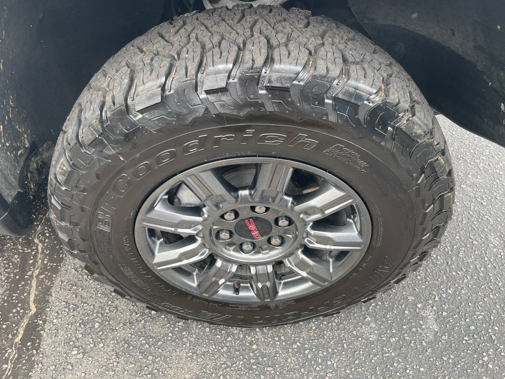 Certified 2026 GMC Sierra 1500 AT4X AWD/4WD image 9