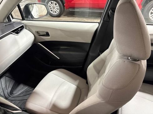 Used 2023 Toyota Corolla Cross L image 18