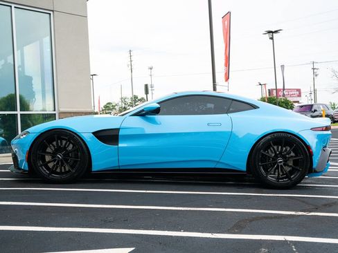 Used 2019 Aston Martin V8 Vantage Coupe RWD image 19