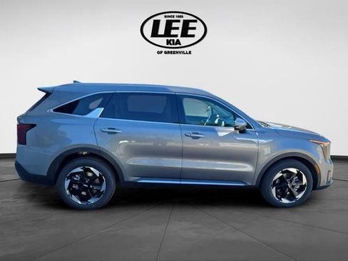 New 2026 Kia Sorento EX FWD image 8