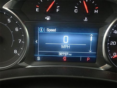 Used 2024 GMC Terrain SLE image 19