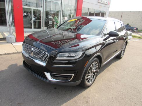 Used 2019 Lincoln Nautilus Reserve w/ Interior Protection Package AWD/4WD image 2