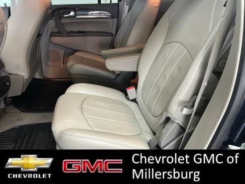 Used 2017 Buick Enclave Leather image 22