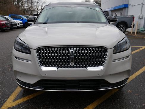 Used 2022 Lincoln Corsair Reserve w/ Equipment Group 201A image 3