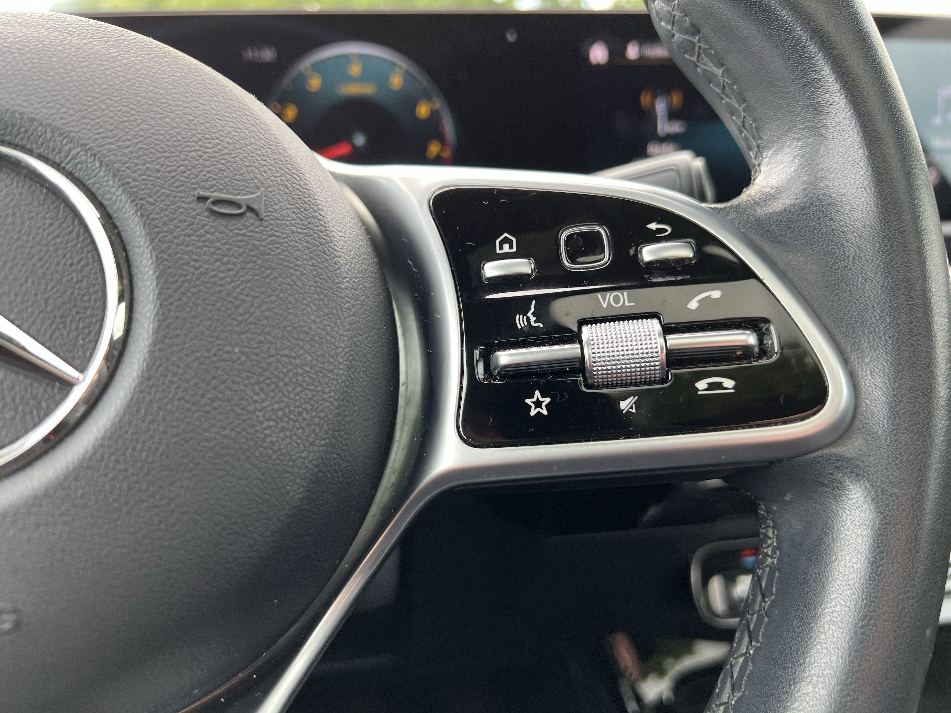 Used 2021 Mercedes-Benz CLA 250 image 20