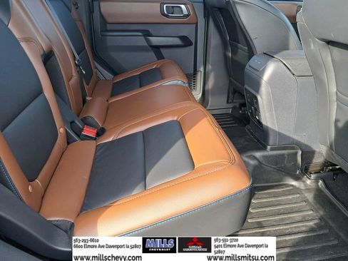 Used 2024 Ford Bronco Outer Banks image 15