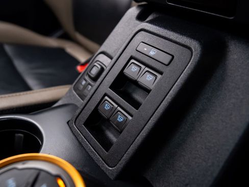 Used 2024 Ford Bronco Wildtrak image 32