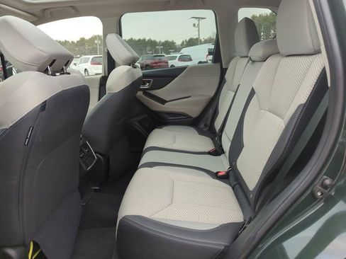 Used 2023 Subaru Forester Premium image 31